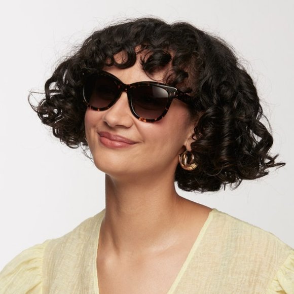 Bailey Nelson "Elizabeth" Sunglasses - Picture 7 of 7